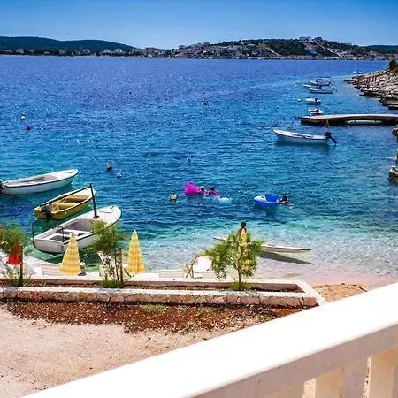 Сasa de vacaciones Luxurioeses Mit Pool Direkt Am Rogoznica (Sibenik-Knin)