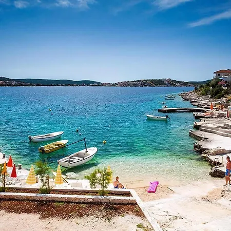 Сasa de vacaciones Luxurioeses Mit Pool Direkt Am *